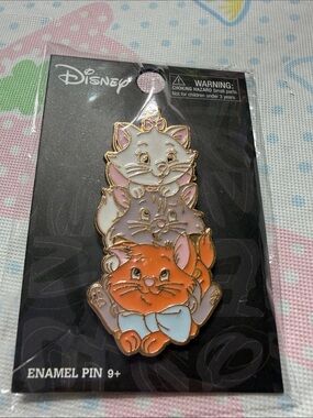 Disney Aristocats cat Enamel Pin - Orange, White, Lavender